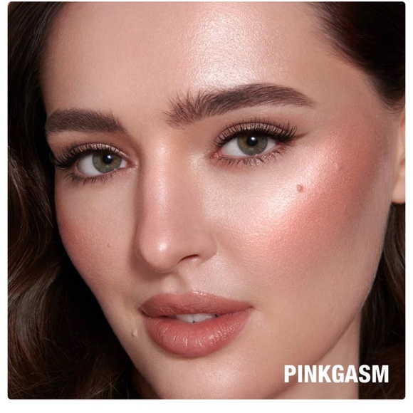 CHARLOTTE TILBURY BLUSH - Picture 2 of 2